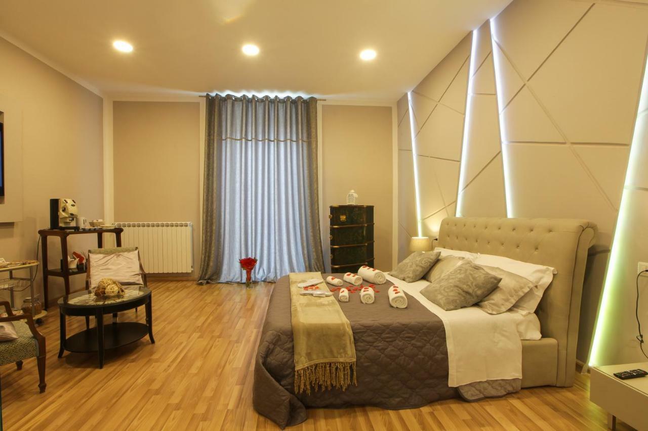 Reggia & Dintorni Rooms A Caserta Exteriér fotografie